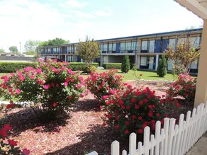 Econo Lodge Durant - Image 3