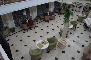 Bravolyuks Hotel - Image 5