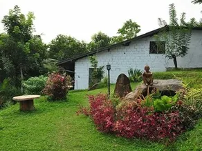 Hilltop Boutique Villa - Image 2
