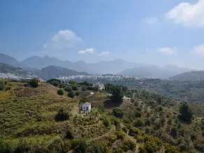 Rustic Villa in Lopera With Terrace - Image 4
