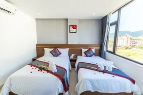 Vivian Hotel - Image 5
