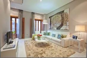 Home Club Micalet Apartments - Image 5