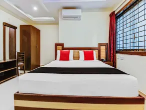 Treebo Trend Hotel Millennium Plaza - Image 4