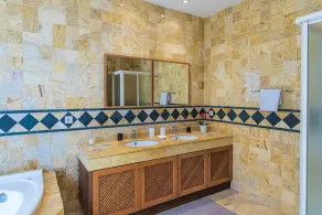 Paraiso Beach Duplex Penthouse Sea View - Image 3