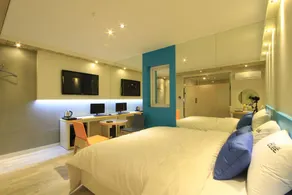 Cube Motel - Image 2