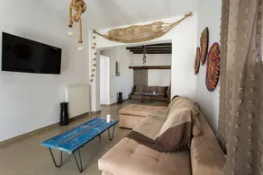 Paros Central House - Image 2