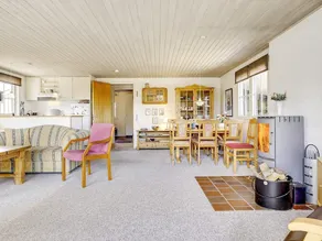 Alluring Holiday Home in Hvide Sande With Terrace - Image 2