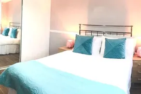 Babsysplace - Open Plan 3 Bed Townhouse - Image 3