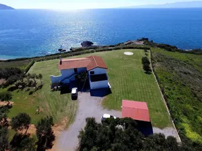 1st Floor apt. · Villa by the Sea - Image 4
