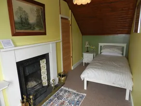 Highland Holiday Homes Craggan Cottage - Image 3