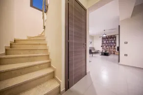 Sunflower Villa - Image 2