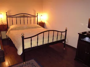 Atheaton Traditional Guesthouse - Image 3