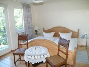 Zum Eichbaum Hotel&Restaurant - Image 2