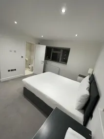 London West Ham Apartments - Image 5