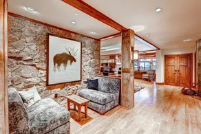 Bachelor Gulch Bear Paw Lodge - Image 3