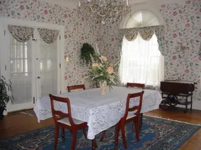 Mountain Laurel Bed and Breakfast - Image 3