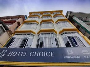 Choice Hotel by OYO Rooms - Image 3