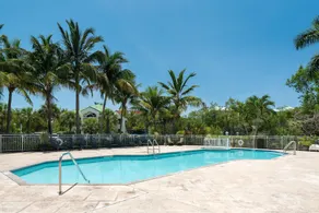 Sunrise Suites Resort - Image 4