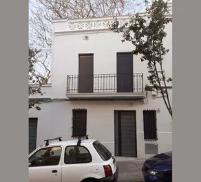 Yellow House - Image 5