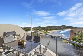 Fingal Breeze at Fingal Bay - Image 4