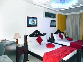 Hotel Acdac - Image 5