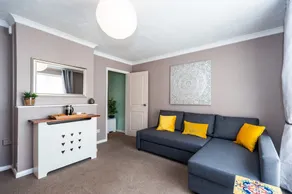 Collenswood House - Image 5