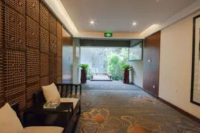 Yinglongwan Lanan Hotel - Image 3