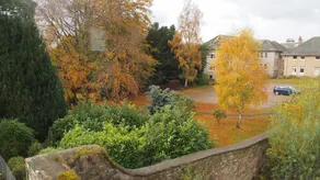 Pitcullen Guest House - Image 2