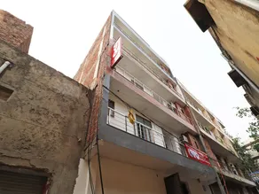 OYO Flagship 39677 Haiderpur Road - Image 4