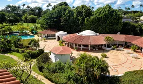 Royal Glitter Bay Villas - Image 4