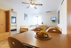Suncica Apartments - Image 4
