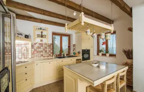 Stunning Home in Icici With Sauna, Wifi and 4 Bedrooms - Image 3