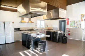 Big4 Batemans Bay Beach Resort - Image 2