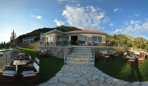 Hotel Theasis - Image 2