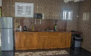Holiday Home - Image 2