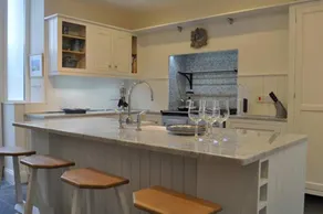 Gorgeous Apartment Only Yards From Polzeath Beach - Image 5