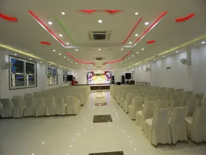 OYO Flagship Hotel Surya Galaxy - Image 5