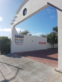 Marina Paraiso Hotel - Image 2