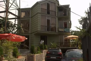 Hotel Amigo II - Image 5