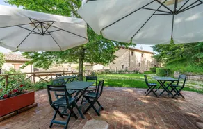 Stunning Home in Camerino With Outdoor Swimming Pool, Wifi and 1 Bedrooms - Image 3