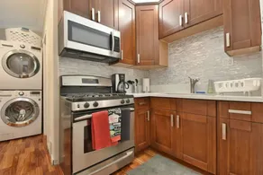 Spacious Home & Newly Furnished W/ AC & 4K TVs - Image 5