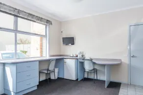 The Merimbula Lakeview Hotel - Image 2