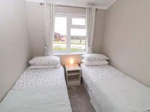 22 Meadow View Lodge - Image 2