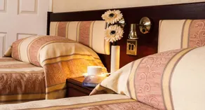 The Cnoc Hotel - Image 2