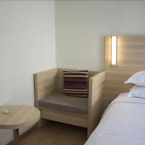 Doumen Baitengshan Hotel (Zhuhai Art  College)budget - Image 2