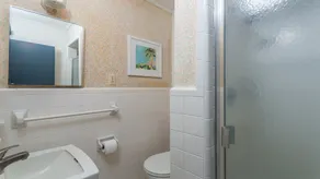 Sandpiper Hideaway- Lovely home with pool and just steps away from the beach - Image 3
