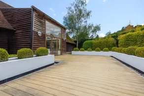Luxury 3 Bedroom Barn Conversion - Canterbury - Image 4