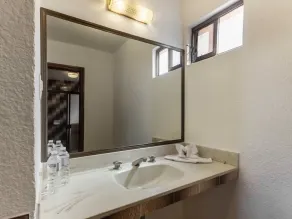 Hotel Mansion Los Arcos - Image 3