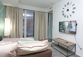 Marvelous 2 Bdrm in Downtown Toronto - Image 3