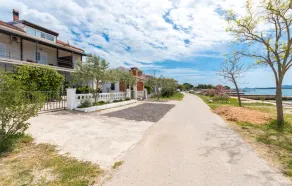 Amazing Apartment in Turanj With 1 Bedrooms and Wifi - Image 3
